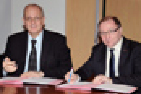 Le CNES et l’ONERA signent un nouvel accord cadre