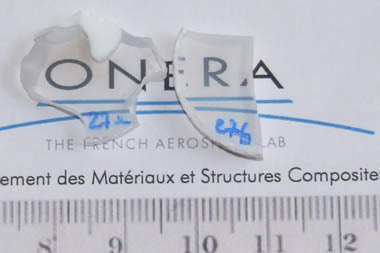 Fragments de céramiques transparentes fabriquées à l'Onera