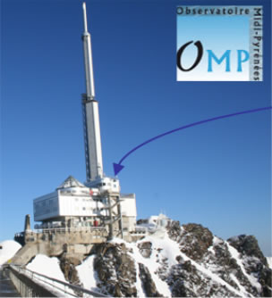 Le spectromètre est installé sur une plateforme de l'Observatoire du Pic du Midi (2890 m d'altitude) 