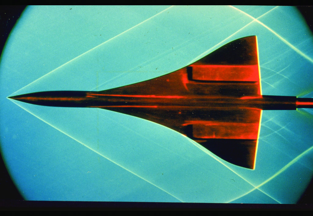 Visualisation par strioscopie interférentielle: essai à Mach 2,2 d'une maquette de CONCORDE dans la soufflerie R1 à Chalais-Meudon
