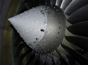 Accrétion de givre sur le spinner et le fan d’un turboréacteur