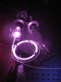 Test des fibres de l'Institute of Photonic Technology en laboratoire à l'Onera, afin de détecter les tourbillons de sillage depuis l'avion suiveur