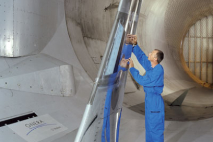 Théoriciens et expérimentateurs sont sur le front de la réduction de traînée