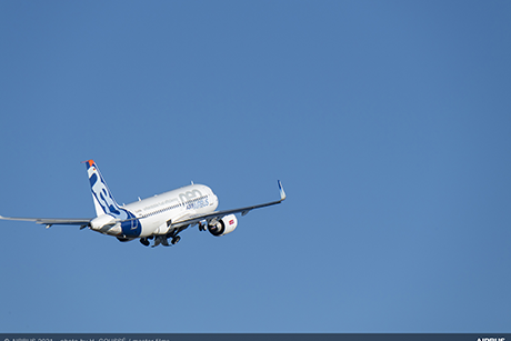 Premier vol d&#039;un A319neo avec 100% de carburant durable